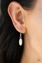 Load image into Gallery viewer, Prairie Goddess - White - Necklace