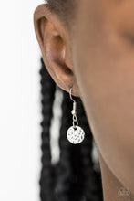 Load image into Gallery viewer, The BOLD Standard - Silver - Necklace