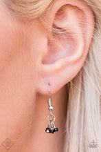 Load image into Gallery viewer, Desert Trance - Black - Necklace