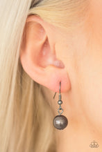 Load image into Gallery viewer, Catwalk Champ - Black - Necklace