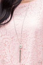 Load image into Gallery viewer, Fiercely 5th Avenue – Complete Trend Blend – April 2018 Fashion Fix