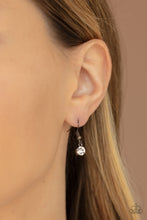 Load image into Gallery viewer, Royal Iridescence - Black - Necklace