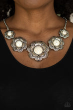 Load image into Gallery viewer, Santa Fe Hills - White - Necklace