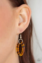 Load image into Gallery viewer, Comin In HAUTE - Brown - Paparazzi Necklace