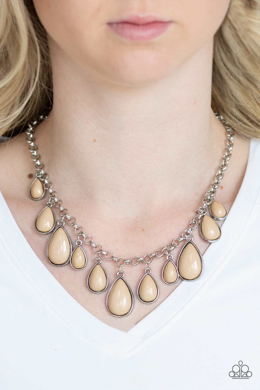 Jaw-Dropping Diva - Brown - Necklace