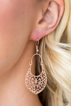 Load image into Gallery viewer, Gleam Queen - Rose Gold
