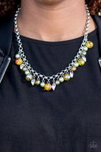 Load image into Gallery viewer, BLING Down The Curtain - Green
