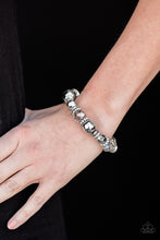 Load image into Gallery viewer, Duchess Of Cambridge - Silver
