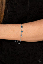 Load image into Gallery viewer, Center Stage Chic - Blue
