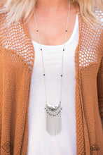 Load image into Gallery viewer, Desert Trance - Black - Necklace
