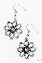 Load image into Gallery viewer, Fashion Floret - White
