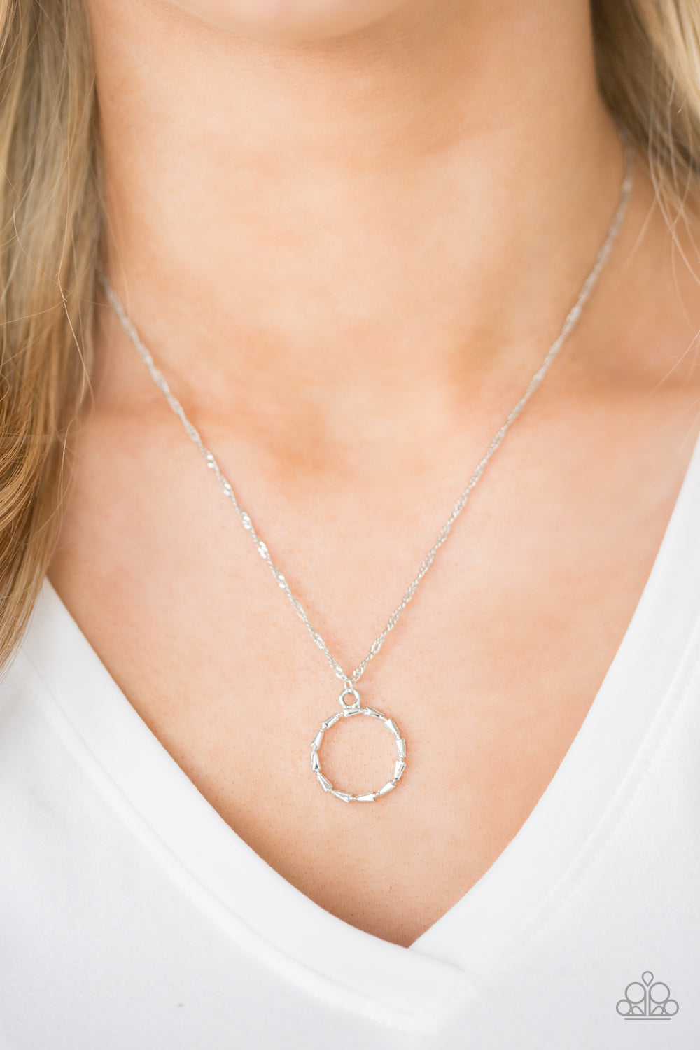 Simply Simple - Silver - Necklace