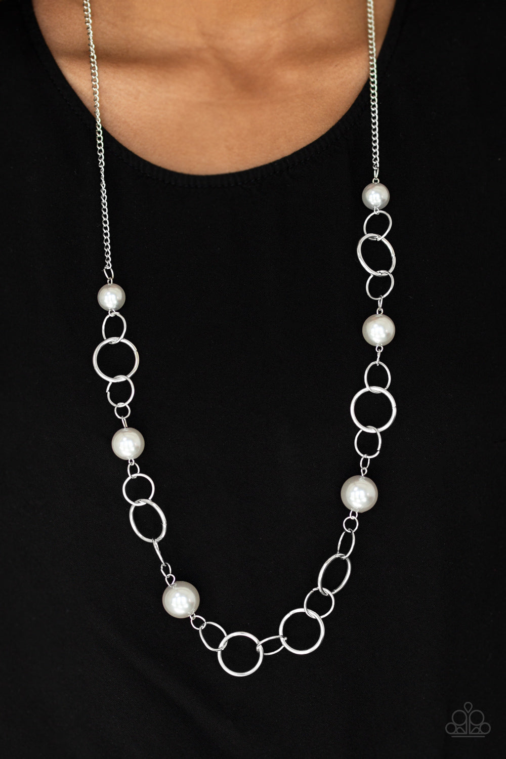 Darling Duchess- Silver - Necklace