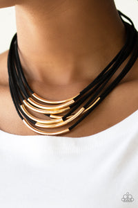 Walk The WALKABOUT - Gold - Necklace