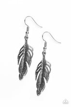 Load image into Gallery viewer, Gleaming Glider - Silver
