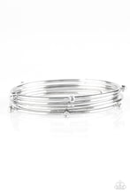 Load image into Gallery viewer, Delicate Decadence - White - Bracelet
