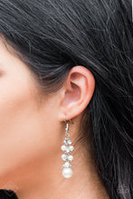 Load image into Gallery viewer, Fiercely 5th Avenue – Complete Trend Blend – April 2018 Fashion Fix
