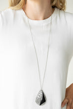Load image into Gallery viewer, Impressive Edge - Black Paparazzi Necklace
