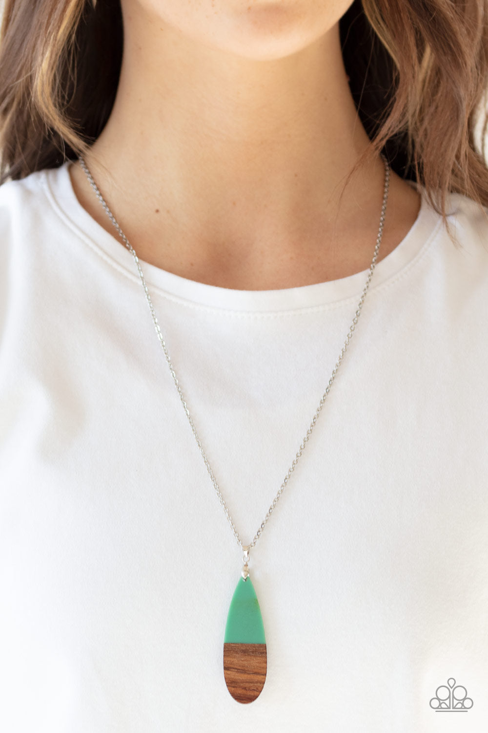 Going Overboard - Green - Necklace