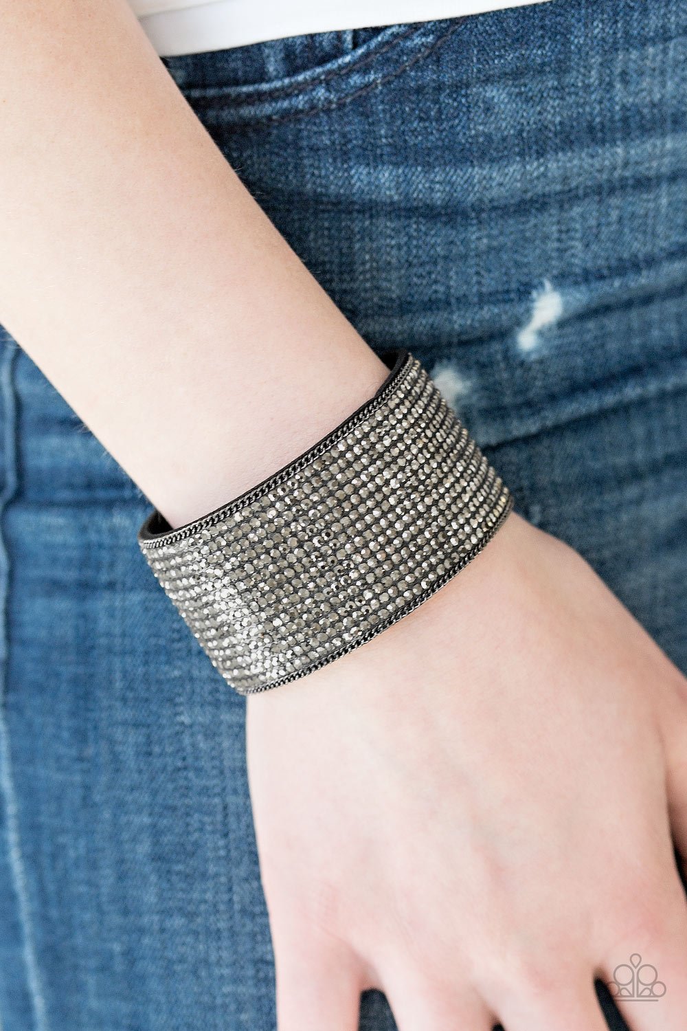 Glitter Gossip - Black - Bracelet