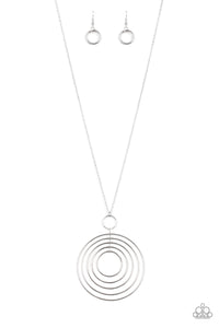 Running Circles In My Mind - Silver - Necklace