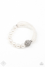 Load image into Gallery viewer, Show Them The DIOR - White - Bracelet
